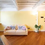 A Casa Di Irene Lucca